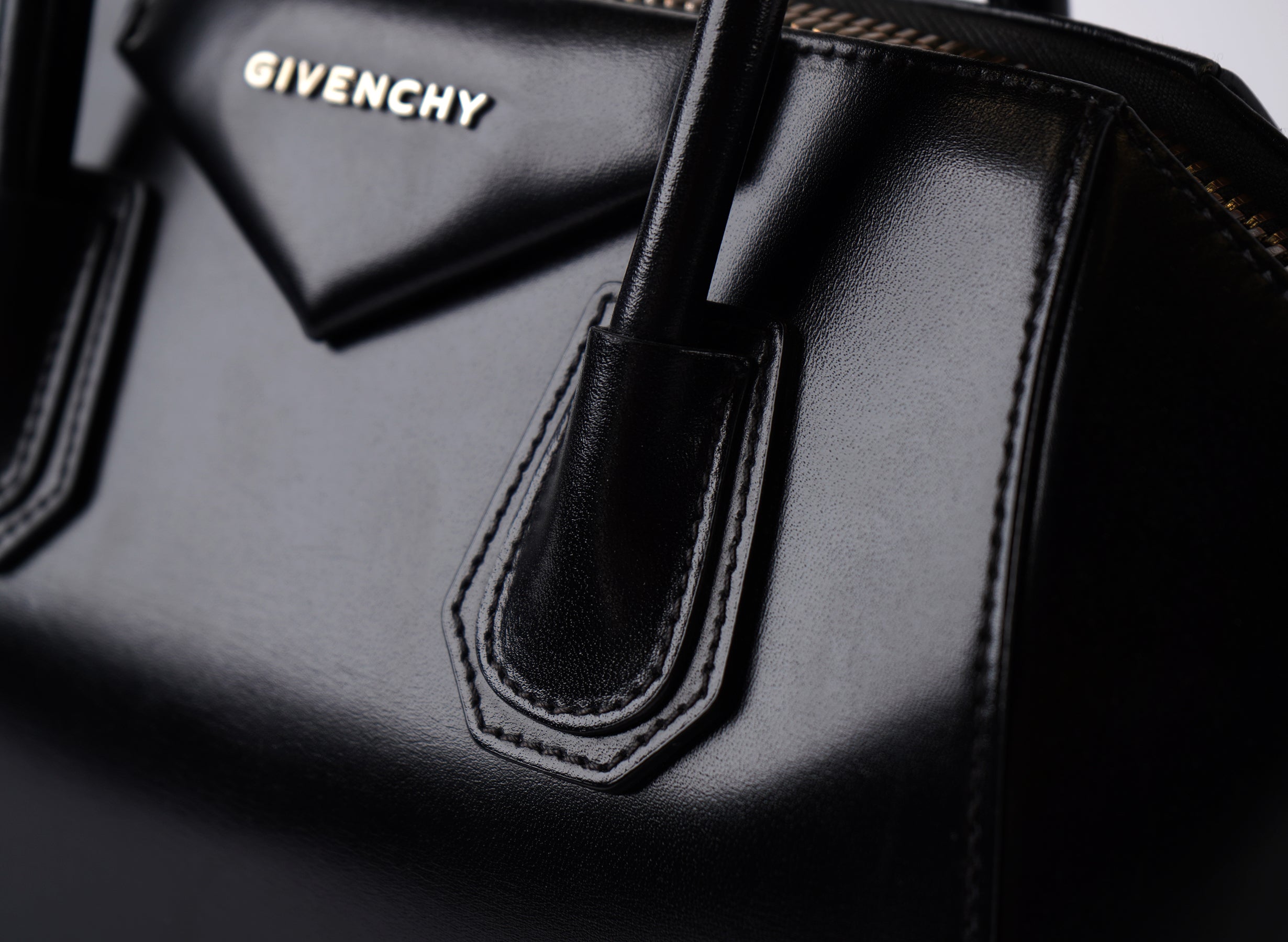 Givenchy Shiny Lord Calfskin Medium Antigona Bag