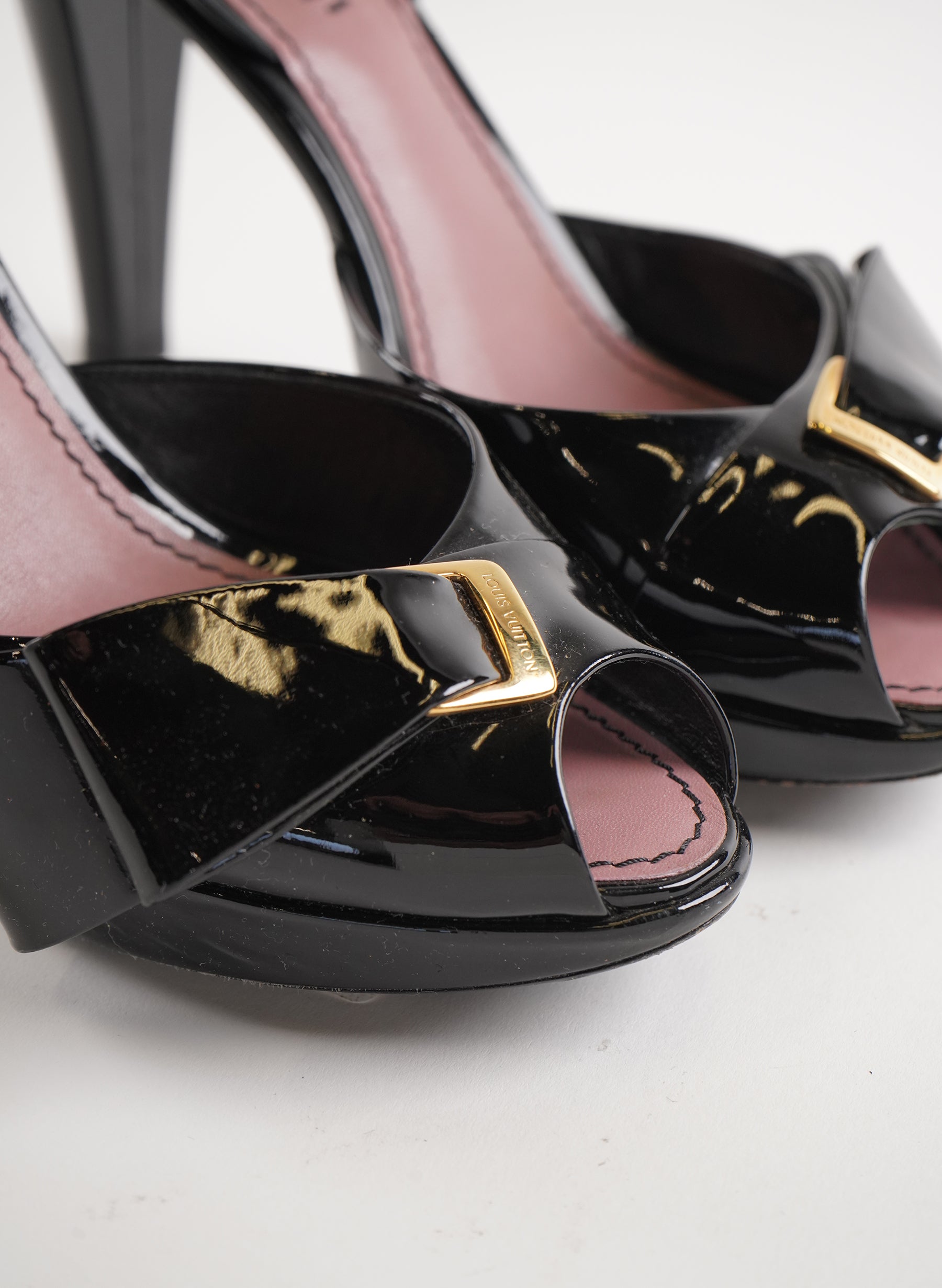 Louis Vuitton Patent Leather Bow Peep Toe Platform Slingback Sandals