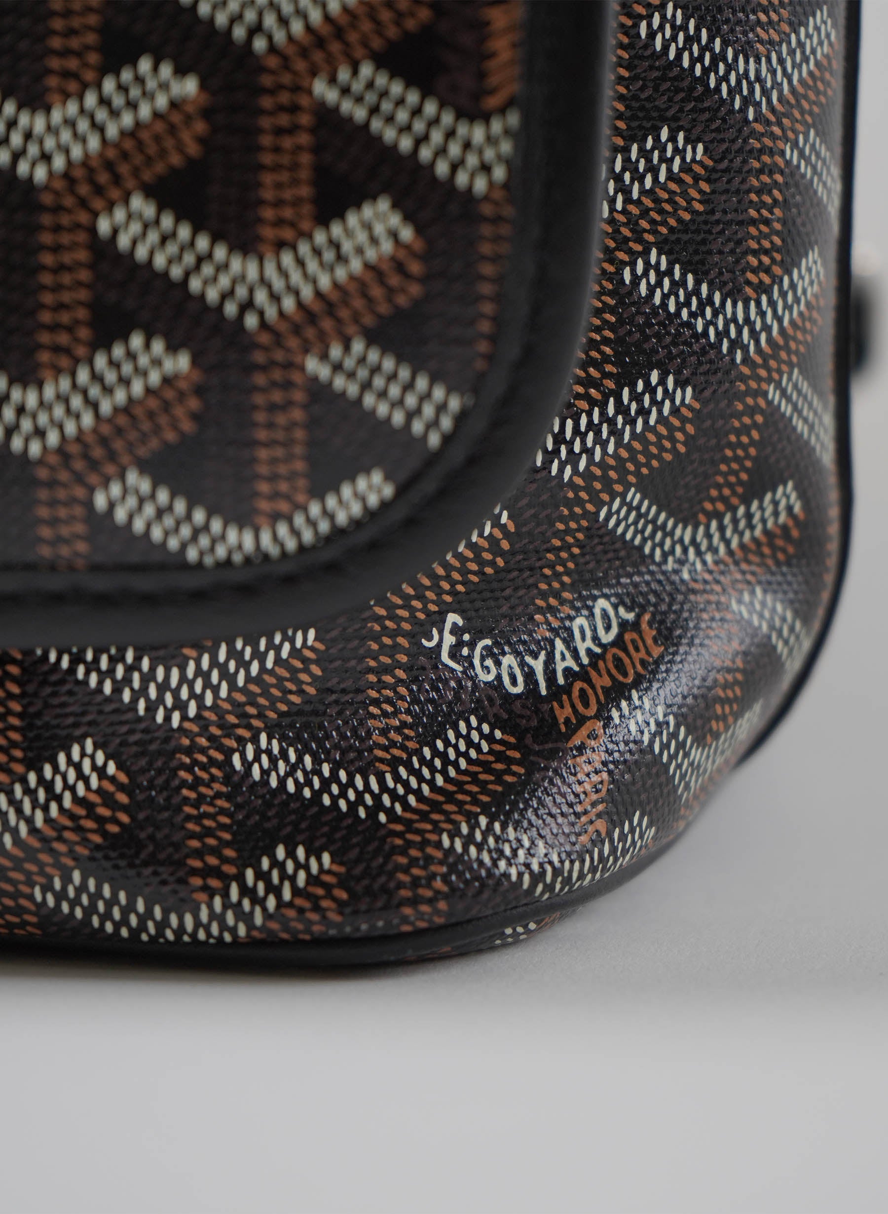 Goyard Goyardine Capetien Messenger Bag Black