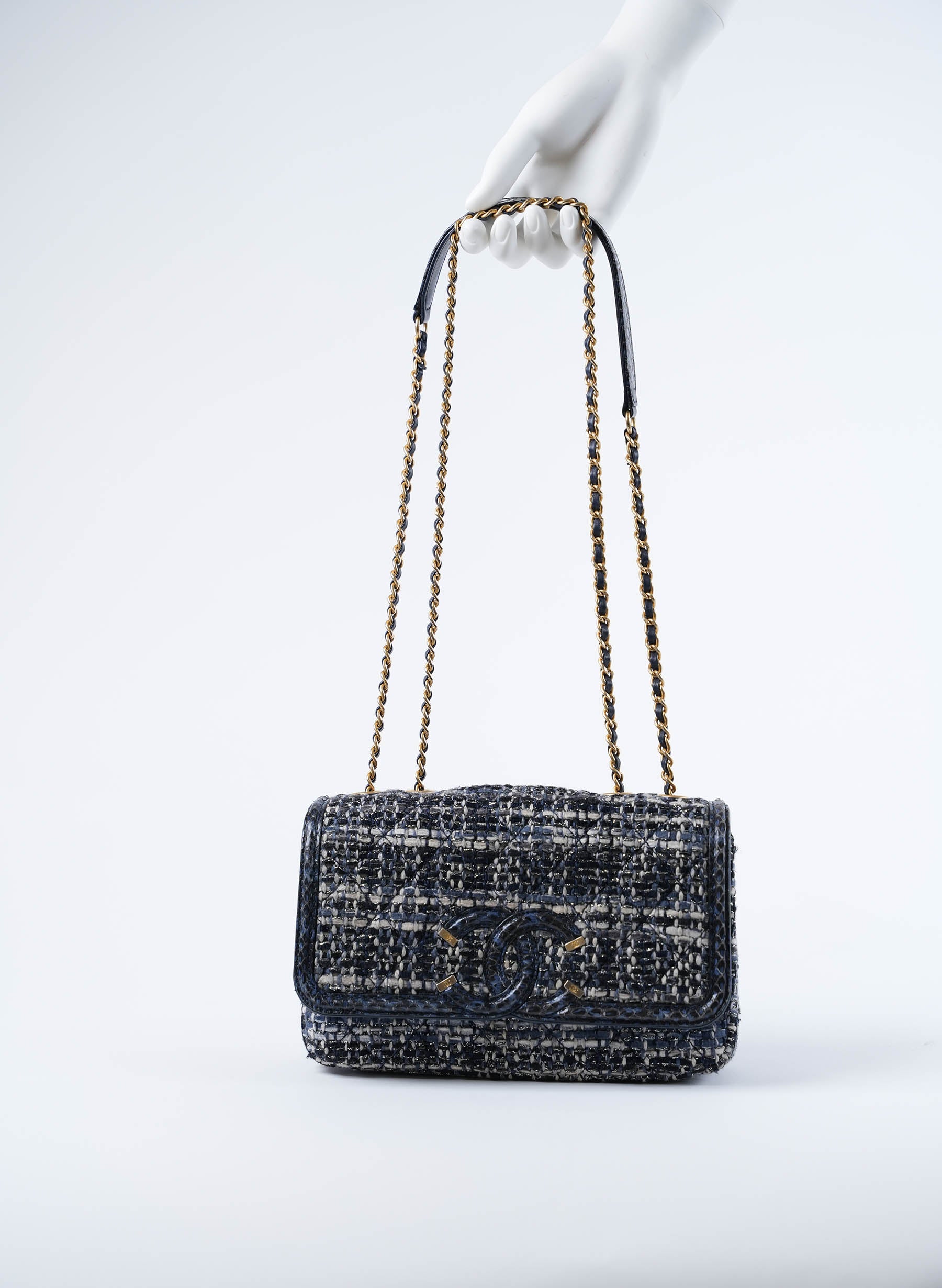 CHANEL 2018 CC Filigree Tweed Elaphe Flap Bag